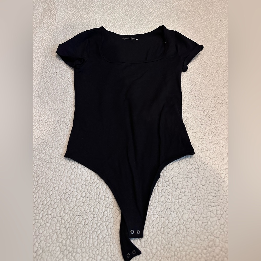 Black Short Sleeve Bodysuit